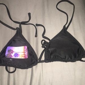 Forever 21 black triangle bikini top size S, NWT